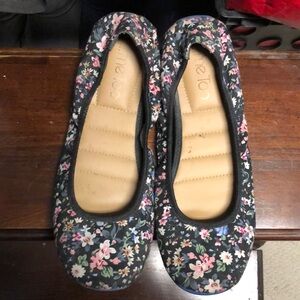 Floral Ballet Flats